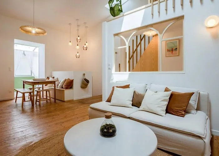 ღ Mezzanine • T4 Spacieux, Lumineux Et Cosy Apartment *