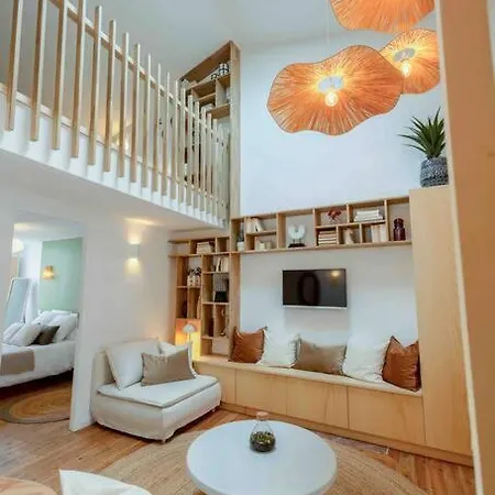דירה ღ Mezzanine • T4 Spacieux, Lumineux Et Cosy לה רושל